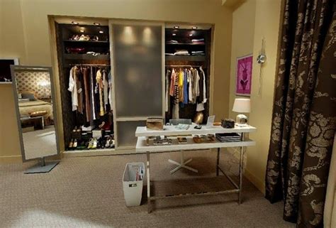 serena van der woodsen closet